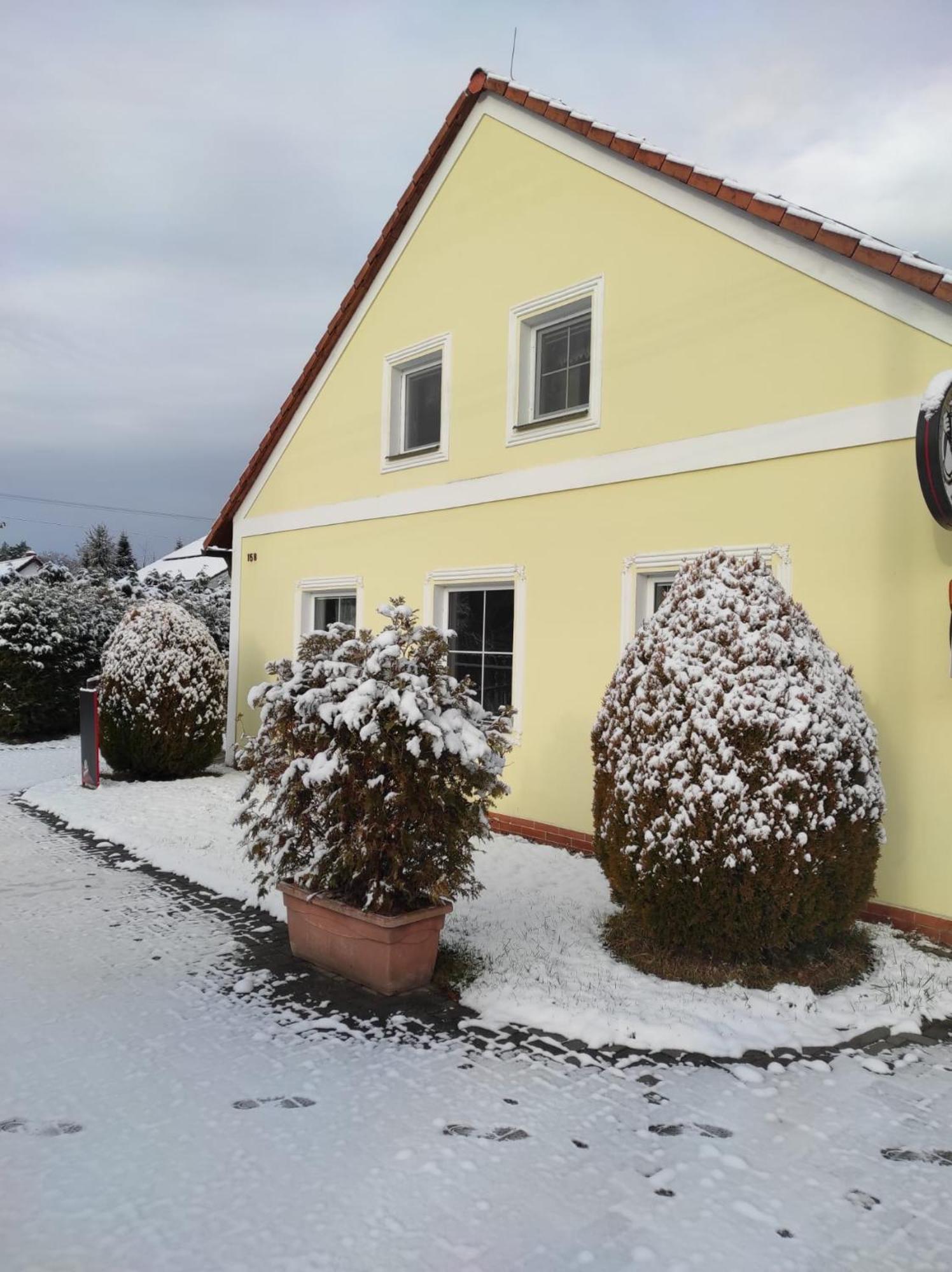 Penzion Kosky Hamr Buitenkant foto